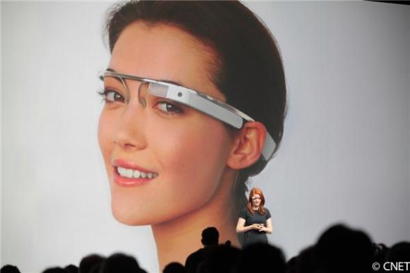 谷歌发布Google Glass：售1500美元